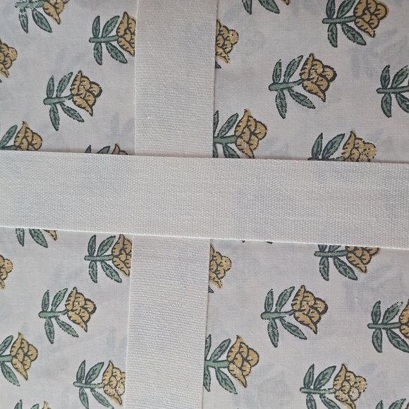 $West Elm Begonia Sheet Set, Queen, Color Dijon, Retail Price $139.00 USD - Picture 14 of 16